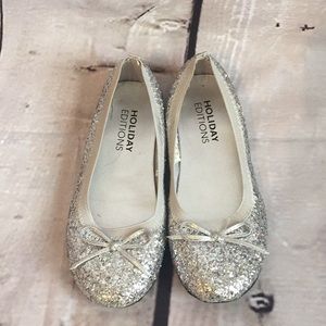 Holiday Editions girls sparkle flat in size 13
